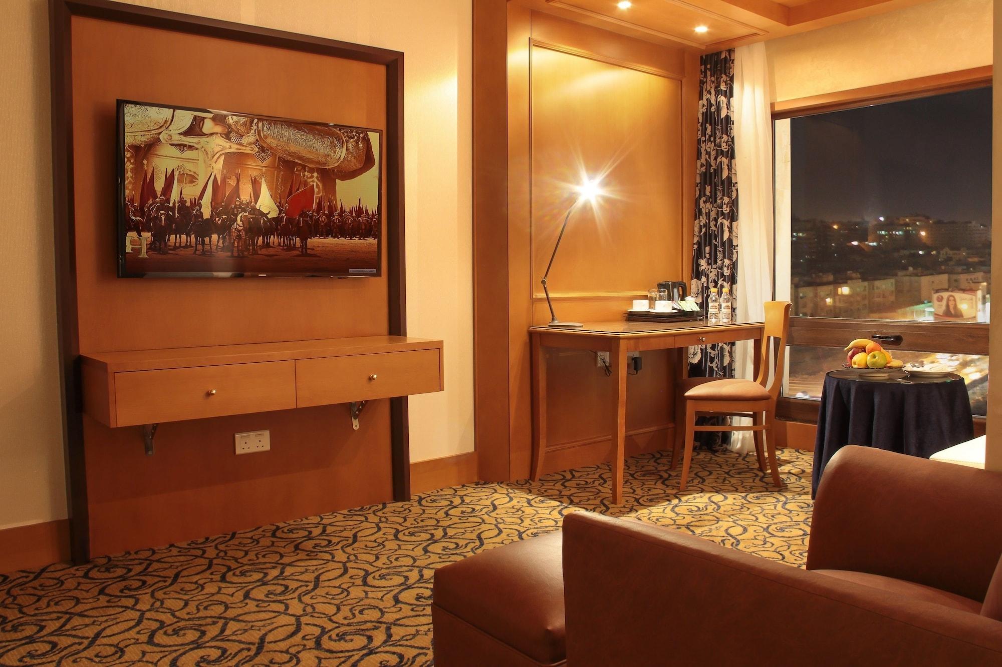 Thousand Nights Hotel Amman Luaran gambar A suite at the hotel
